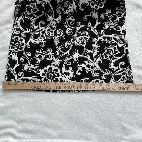 Lands’ End Tankini Swim Top Black W/White Floral Pattern Size 10 - Picture 8 of 13